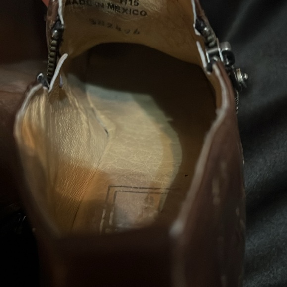 FRYE Women's "Sacha" Brown Ankle Pointed Toe Boots with Zippers Size 71/2 B - Picture 7 of 7